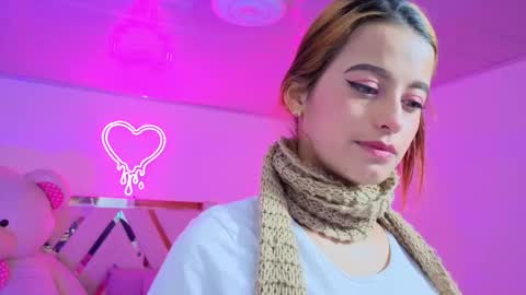 laylafoxy_tay online show from September 14, 3:05 am