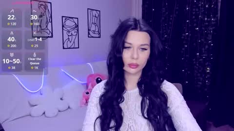 laylagreat online show from November 9, 3:21 pm