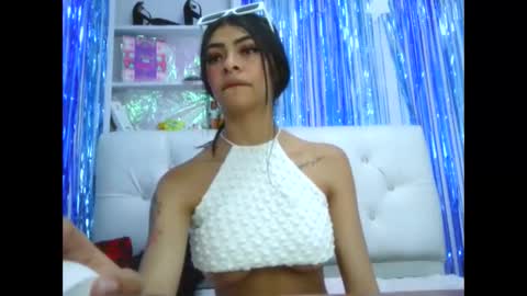 Layla online show from October 2, 4:14 pm