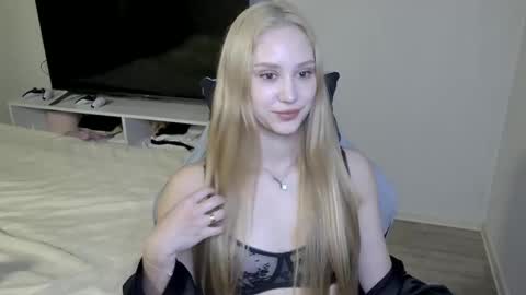 LaylaPretty001 online show from March 30, 4:57 am