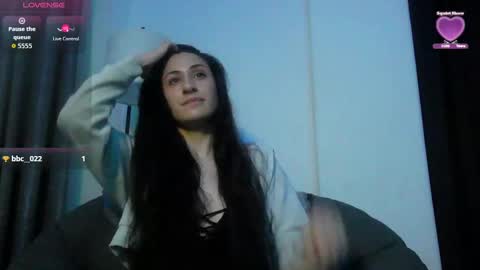 laylolasquirt online show from September 16, 4:57 am