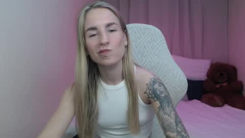 laymablast online show from April 19, 6:13 am