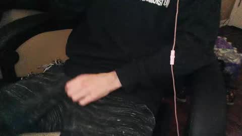 Stitch online show from December 17, 4:29 am