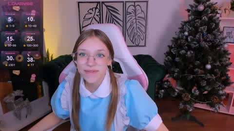 Snapshot of layriantavee chatting on January 11, 7:17 am layriantavee online show from January 11, 7:17 am