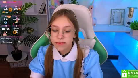 Snapshot of layriantavee chatting on January 18, 7:17 am layriantavee online show from January 18, 7:17 am