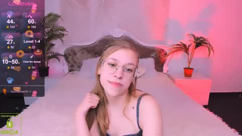 Snapshot of layriantavee chatting on February 12, 8:38 am layriantavee online show from February 12, 8:38 am