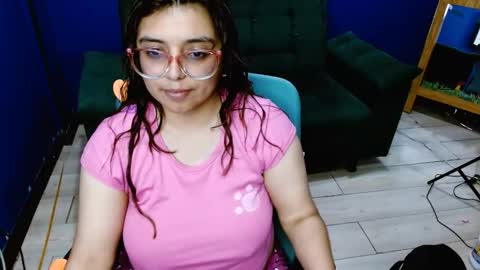 Snapshot of lcherryblossoml chatting on September 28, 11:10 pm lcherryblossoml online show from September 28, 11:10 pm