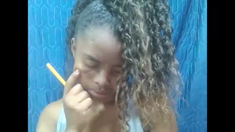 Snapshot of lea96546 chatting on September 9, 6:35 am lea96546 online show from September 9, 6:35 am