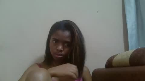 Snapshot of lea96546 chatting on October 14, 7:09 am lea96546 online show from October 14, 7:09 am