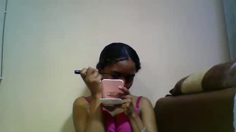 Snapshot of lea96546 chatting on October 30, 4:25 am lea96546 online show from October 30, 4:25 am