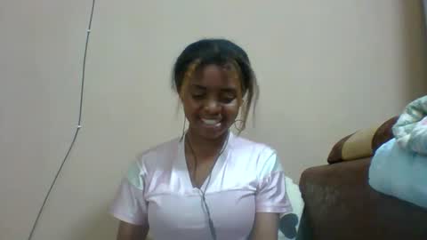 Snapshot of lea96546 chatting on November 4, 6:18 pm lea96546 online show from November 4, 6:18 pm