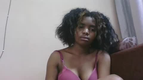 Snapshot of lea96546 chatting on November 9, 3:49 am lea96546 online show from November 9, 3:49 am