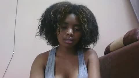 Snapshot of lea96546 chatting on November 17, 5:52 pm lea96546 online show from November 17, 5:52 pm