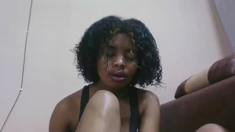 Snapshot of lea96546 chatting on November 18, 5:56 am lea96546 online show from November 18, 5:56 am