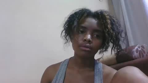 Snapshot of lea96546 chatting on November 30, 6:12 pm lea96546 online show from November 30, 6:12 pm