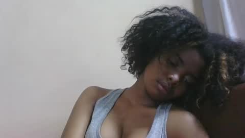 Snapshot of lea96546 chatting on December 1, 6:18 am lea96546 online show from December 1, 6:18 am