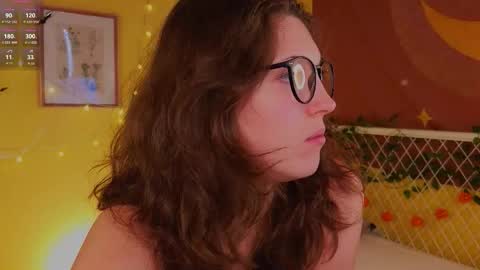 Snapshot of lea_belle_ chatting on October 30, 4:52 pm Lea online show from October 30, 4:52 pm