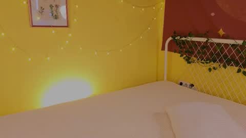 Snapshot of lea_belle_ chatting on November 7, 3:56 pm Lea online show from November 7, 3:56 pm