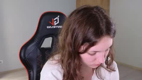 Snapshot of lea_belle_ chatting on March 15, 5:41 pm Lea online show from March 15, 5:41 pm