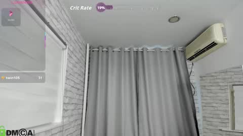 Snapshot of lea_shadom chatting on October 4, 1:47 am Lea online show from October 4, 1:47 am