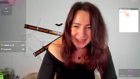 Snapshot of lea_shadom chatting on October 30, 1:18 am Lea online show from October 30, 1:18 am