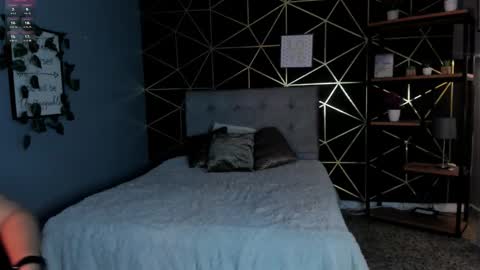 Snapshot of lea_velle chatting on September 11, 4:12 am Lea Velle online show from September 11, 4:12 am