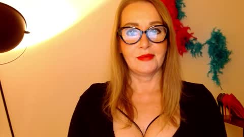 LEA online show from January 30, 3:29 pm