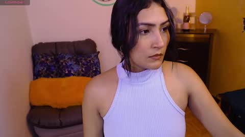 Snapshot of leah_666 chatting on February 11, 12:58 pm leah 666 online show from February 11, 12:58 pm