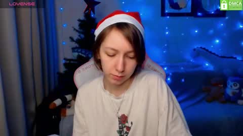 Snapshot of leah__gotty chatting on December 25, 2:13 pm Leah Gotty online show from December 25, 2:13 pm