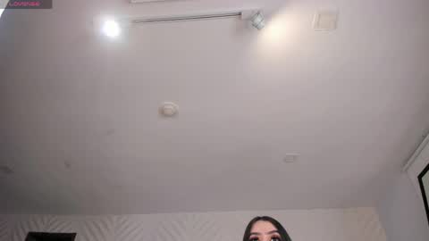 leahlombardi_ online show from March 31, 3:08 am