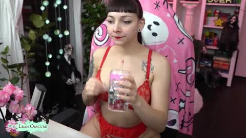 Leah online show from October 30, 8:31 pm