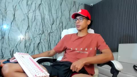 leam_1 online show from February 27, 2:55 am