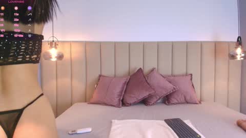 Hey Im Lea online show from February 8, 10:50 am