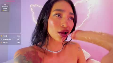 Hey Im Lea online show from February 24, 7:41 pm