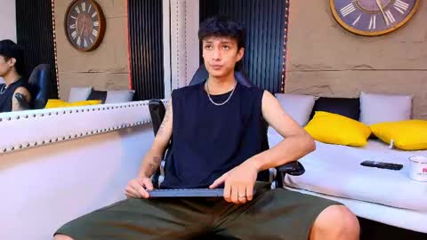 Lean online show from April 23, 3:36 pm