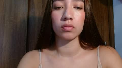 leanaalhub online show from April 22, 6:09 pm