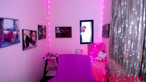 Snapshot of leandra_sex chatting on December 19, 6:34 pm Leandra online show from December 19, 6:34 pm