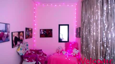 Snapshot of leandra_sex chatting on January 20, 7:04 pm Leandra online show from January 20, 7:04 pm