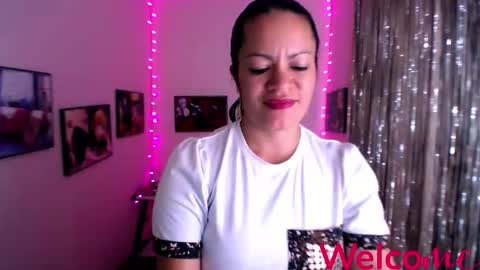 Snapshot of leandra_sex chatting on February 6, 6:35 pm Leandra online show from February 6, 6:35 pm