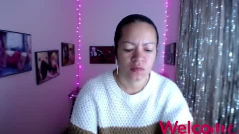 Snapshot of leandra_sex chatting on February 18, 12:06 pm Leandra online show from February 18, 12:06 pm