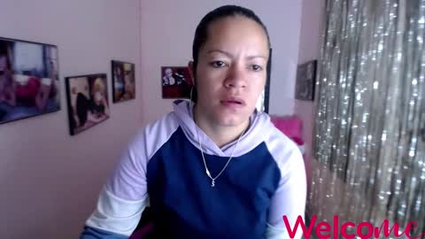 Snapshot of leandra_sex chatting on February 25, 12:13 pm Leandra online show from February 25, 12:13 pm
