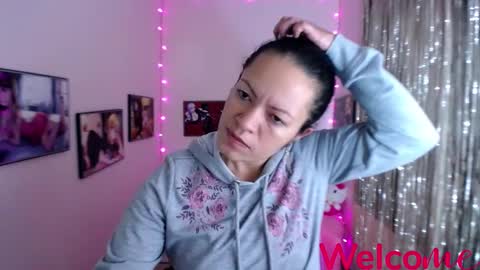 Snapshot of leandra_sex chatting on February 28, 2:42 pm Leandra online show from February 28, 2:42 pm