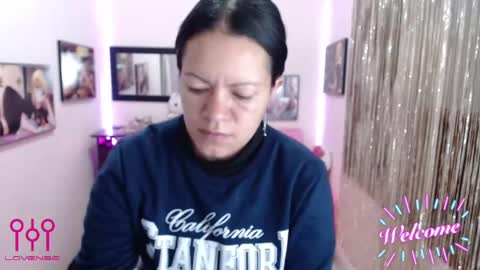 Snapshot of leandra_sex chatting on October 16, 12:39 pm Leandra online show from October 16, 12:39 pm