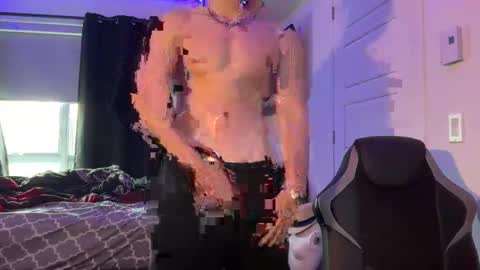 leandream19 online show from April 13, 4:23 pm