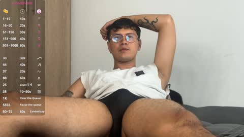 leaneseb online show from April 8, 5:57 pm