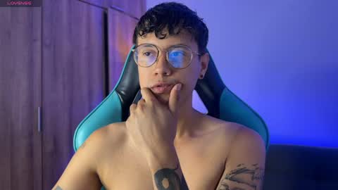 leaneseb online show from April 21, 12:11 pm