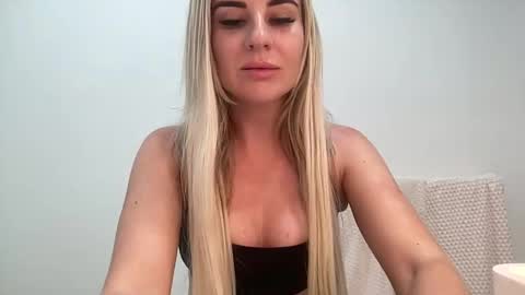 Leanna online show from January 30, 10:29 am