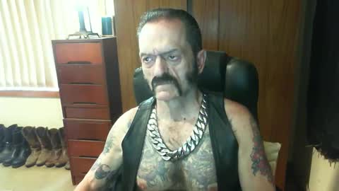 leathergreaser online show from January 2, 10:55 pm