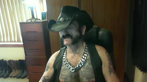 leathergreaser online show from September 27, 12:15 am