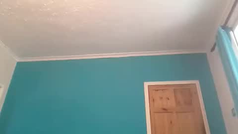 Snapshot of leatherpants68 chatting on December 5, 10:02 am leatherpants68 online show from December 5, 10:02 am